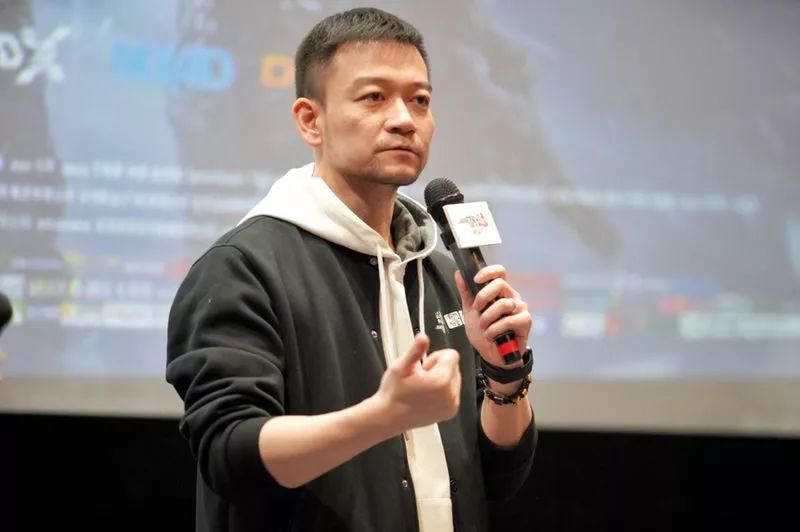 纪海最新动态，时代浪潮中的耀眼明星