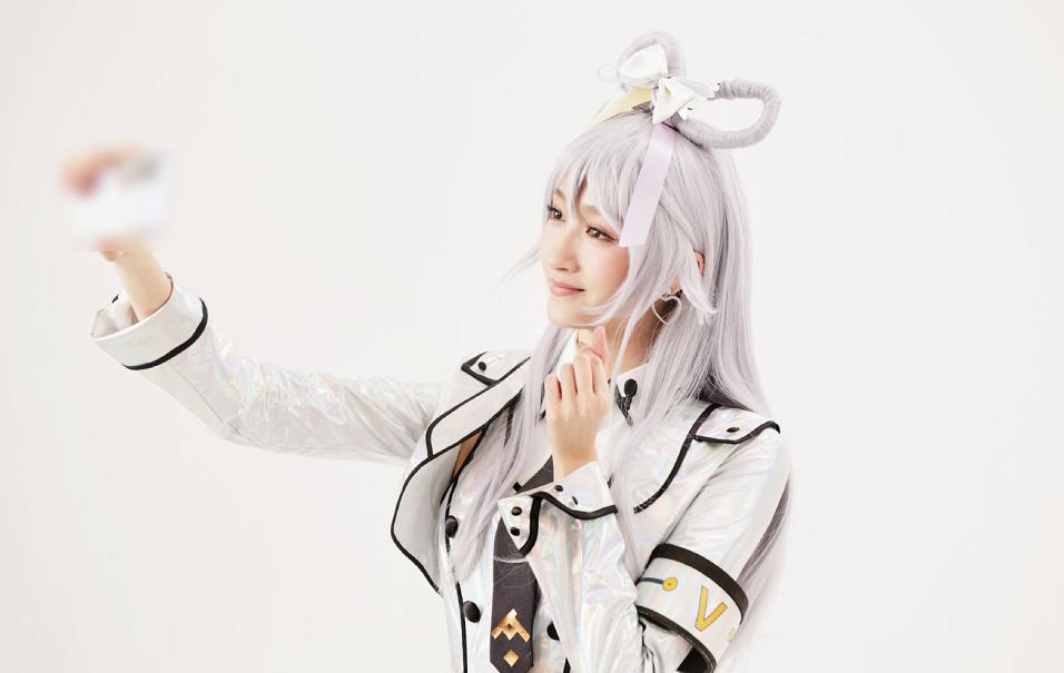 关晓彤发色最新,关晓彤发色最新，一场自然美景的心灵之旅