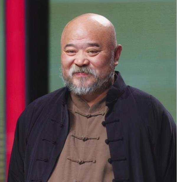 演员李琦的彩色生活，爱与陪伴的温馨日常