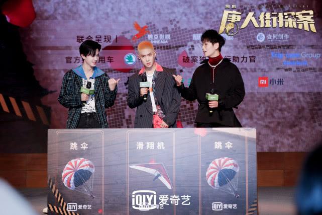 巷弄深处的小店情缘，女性主动追求男性的浪漫网剧故事