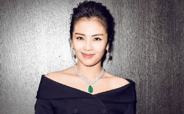 被绿的明星,被绿的明星，娱乐圈的绿色风暴