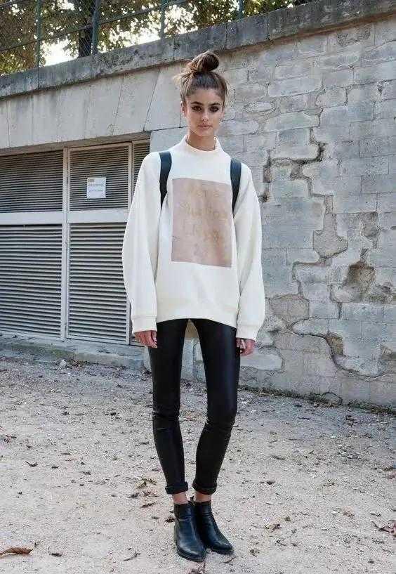 明星穿丝袜,💫明星穿丝袜，时尚界的秘密武器！✨