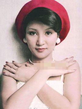 香港女演员科技潮流引领之旅，最新高科技产品体验之旅