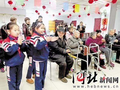 女演员赵杰，舞台到荧屏的成长之旅与自信的力量