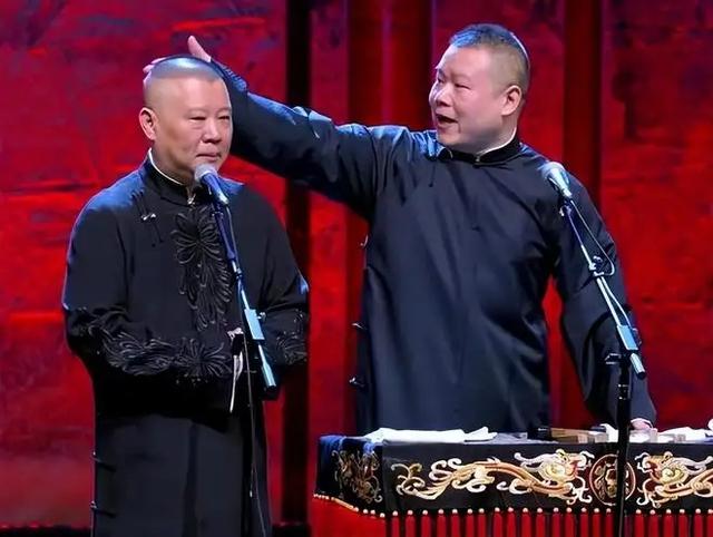 郭德纲岳云鹏最新相声作品，传统与现代的完美融合亮相舞台！