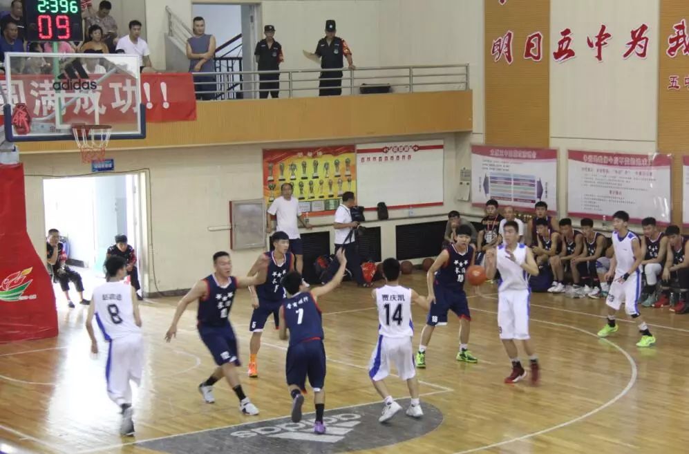 太原篮球比赛，城市激情的热血碰撞！