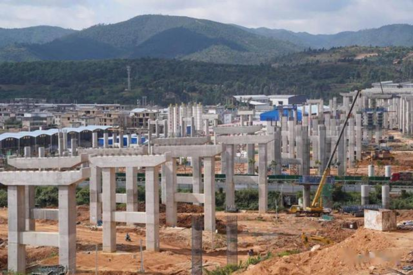 楚大高速施工进展更新，科技驱动，未来进展瞩目